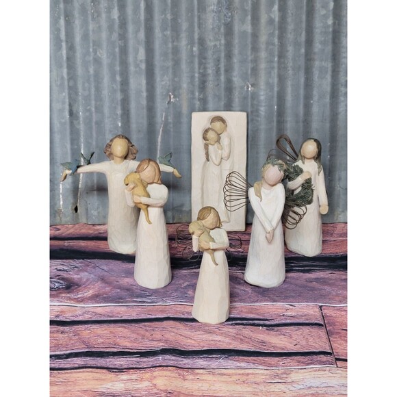 Lot Of 7 Willow Tree Sculpted Hand Painted Figures